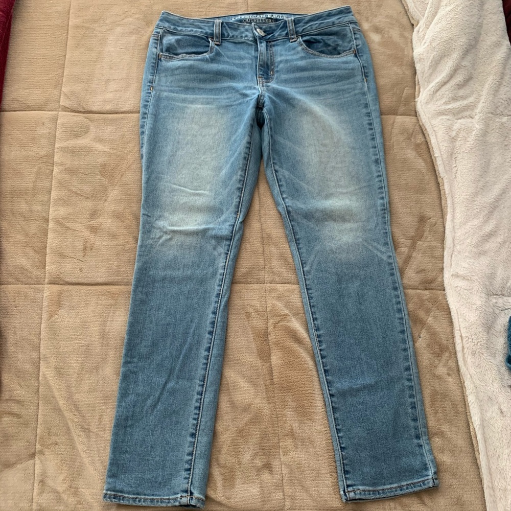 AEO Light Wash Jegging